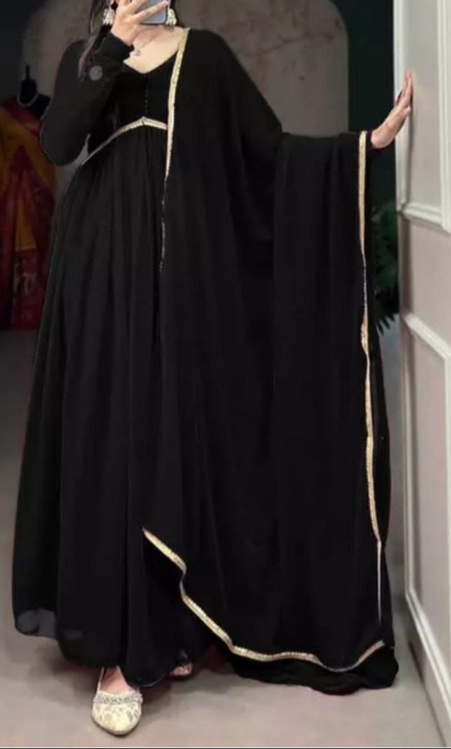 Robe Noire et Or 2 pièces