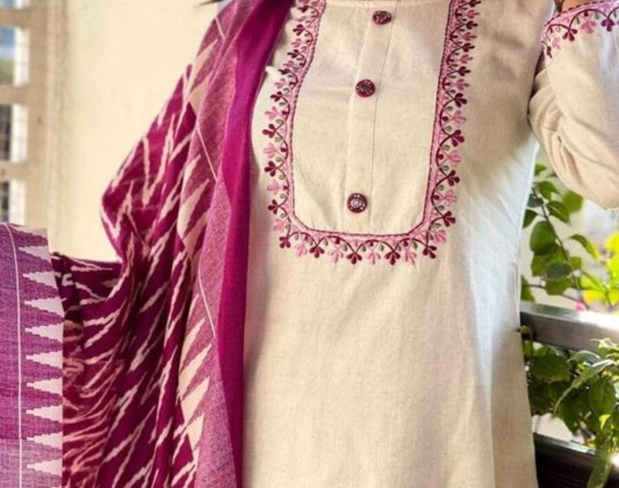 Kurta Blanc Rose Dupatta 3 pièces