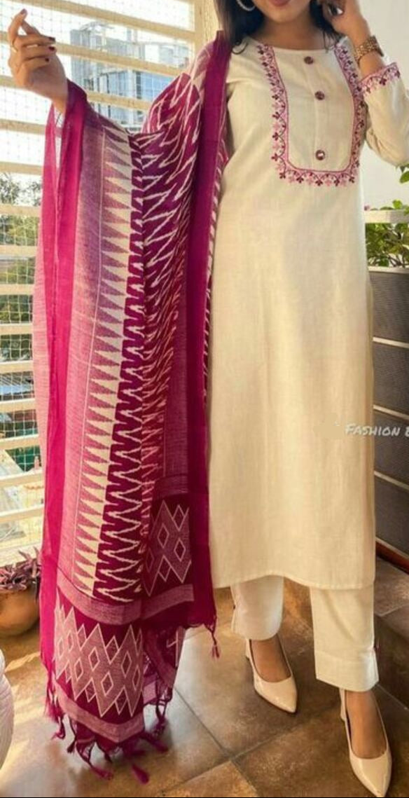 Kurta Blanc Rose Dupatta