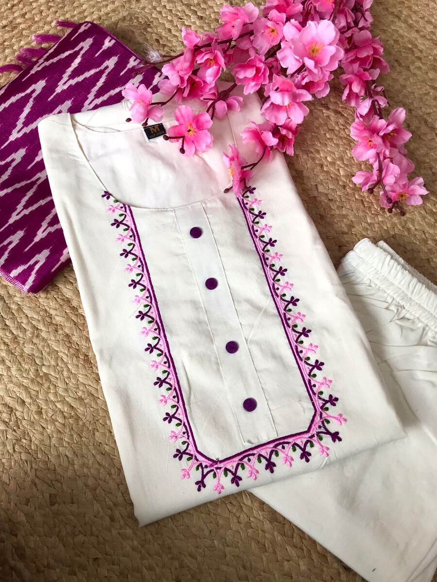 Kurta Blanc Rose Dupatta